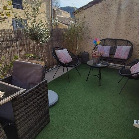 Proche D'Uzes La Terrasse Du Soleil Levant Collias Ngoại thất bức ảnh